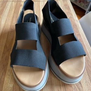 Paloma Barceló Wedge Sandals - Black, Gray and White